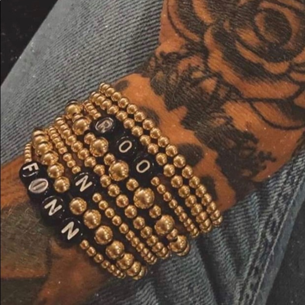 🖤 6 Customizable Bracelets 🖤 - Picture 3 of 4